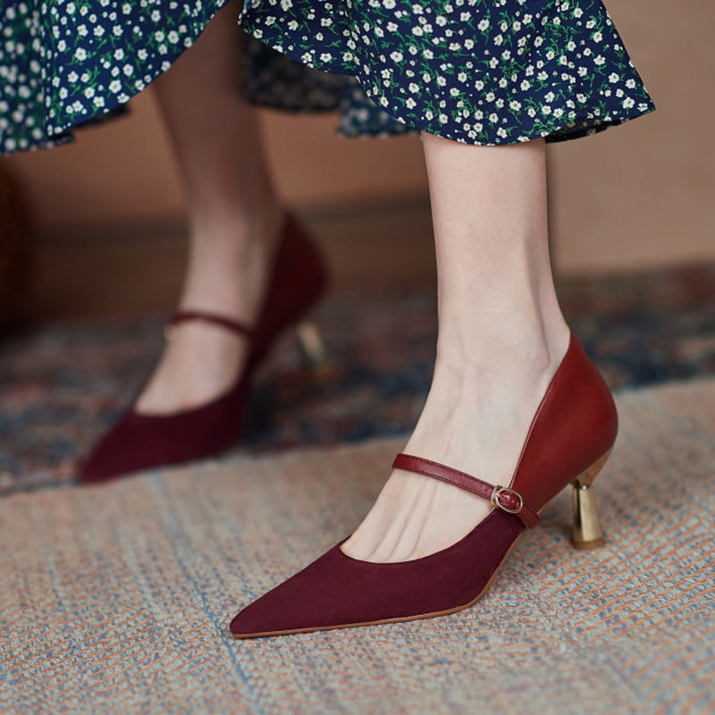 Oma Pointed Toe Kitten Heels Pumps