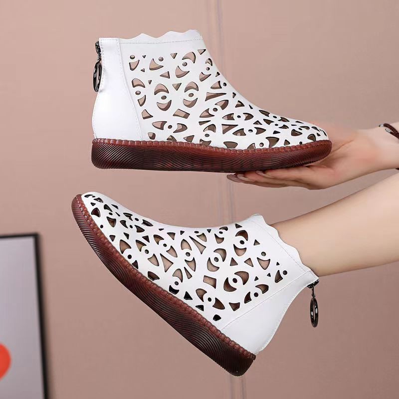 Women's Hollow Hole Fashion Back Zipper Retro Sandals