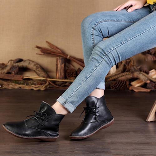 Handmade Retro Leather Lace Up Ankle Boots For Women With Plush Inside Black