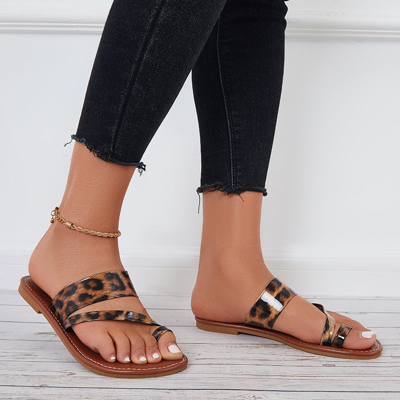Toe Ring Leopard Wide Slide Sandals Flat Beach Slippers