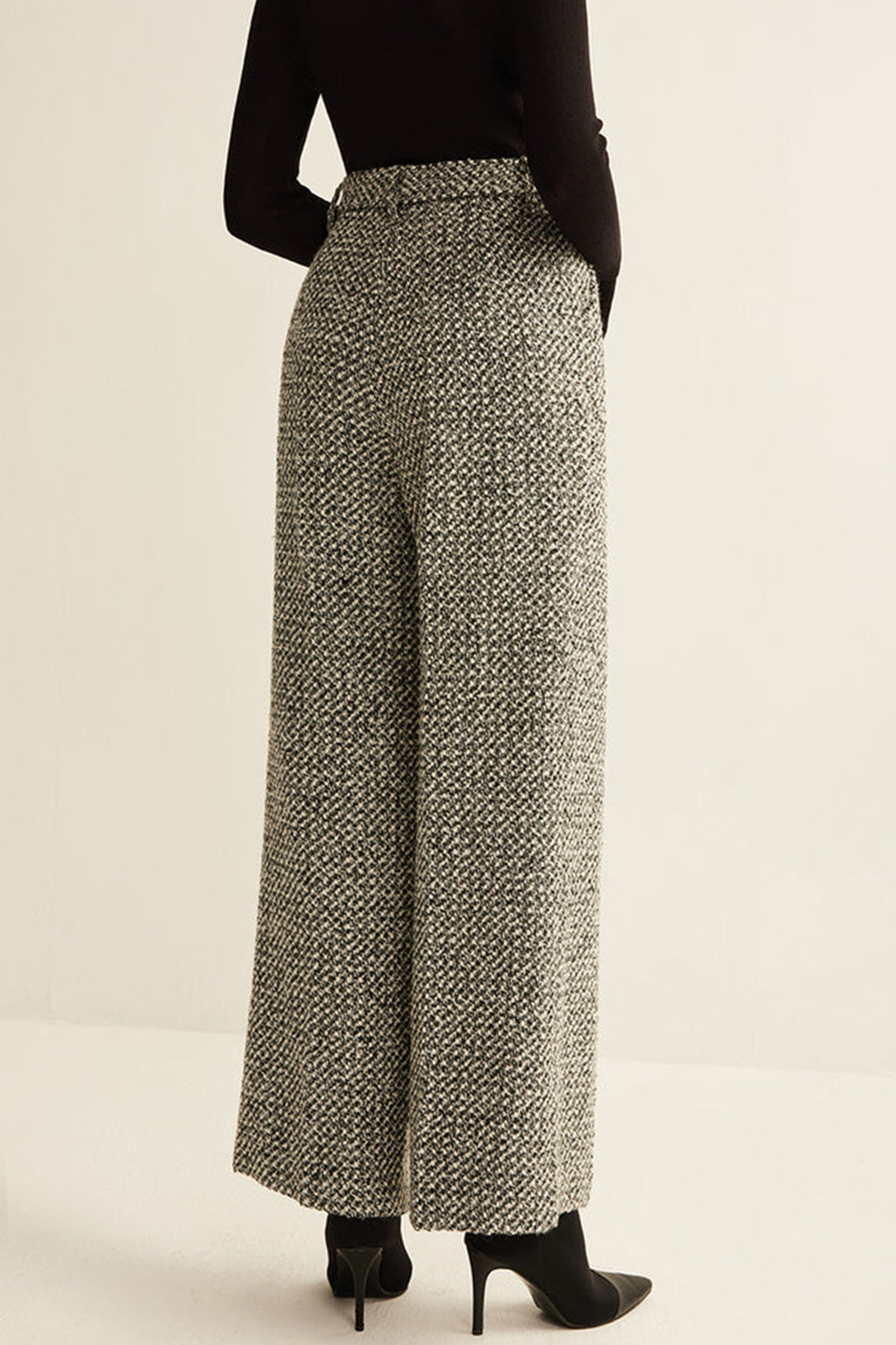Wide Leg Trousers