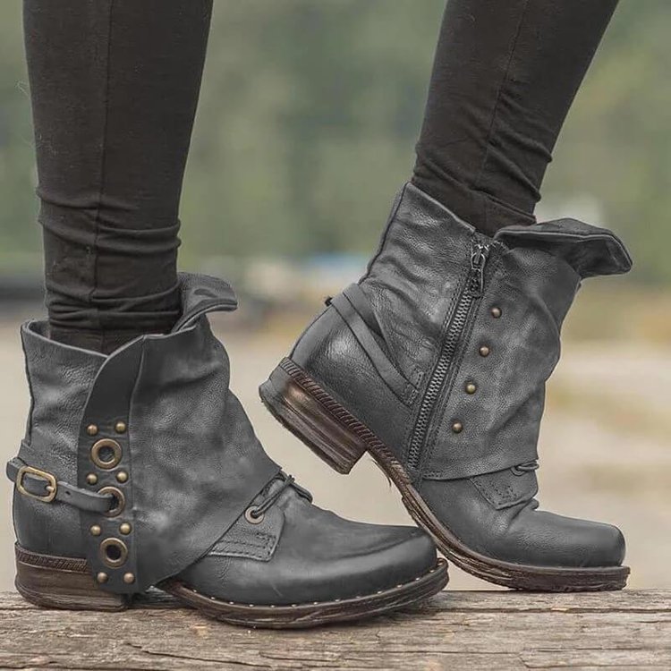 Women's Low-Profile Retro Cuffed Boots