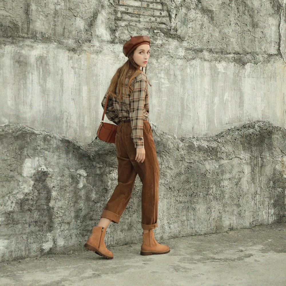 Womens Handmade Leather Ankle Boots Short Boots Side Zipper in Brown/Black