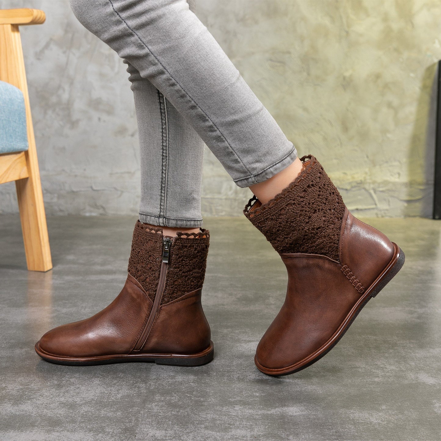 Handmade Women's Leather Boots Retro Fashionable Knit Spliced Flat Boots Black/Coffee