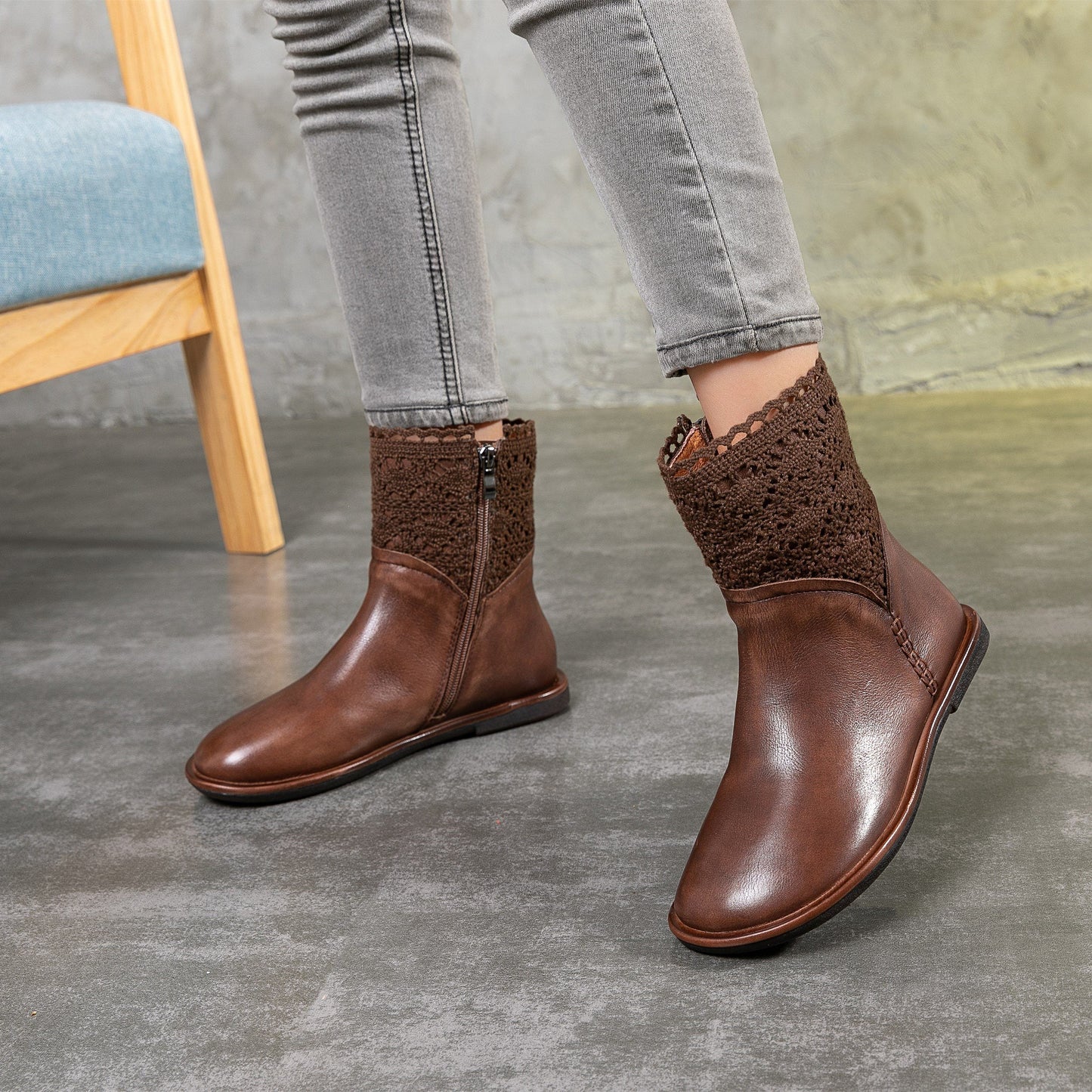 Handmade Women's Leather Boots Retro Fashionable Knit Spliced Flat Boots Black/Coffee