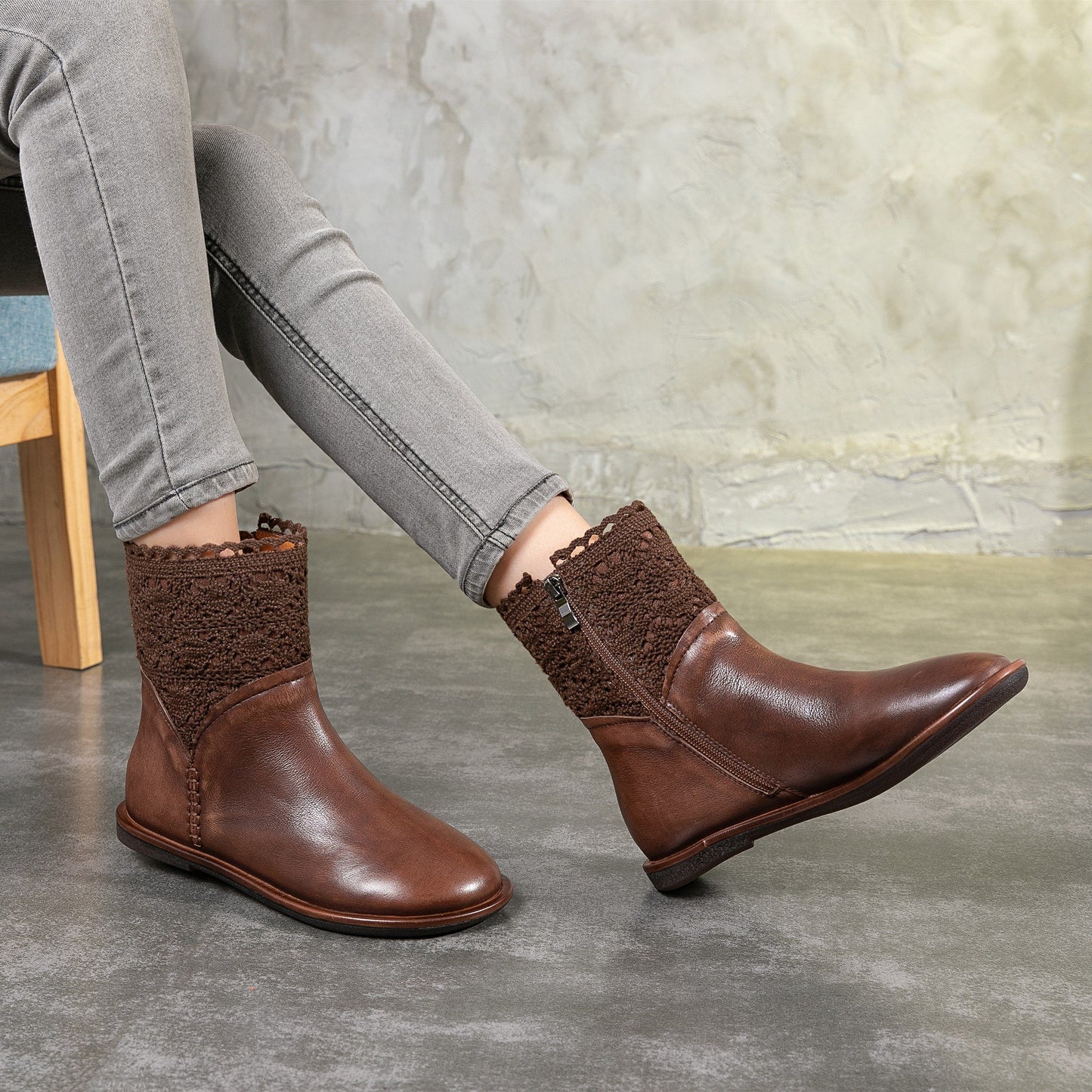 Handmade Women's Leather Boots Retro Fashionable Knit Spliced Flat Boots Black/Coffee