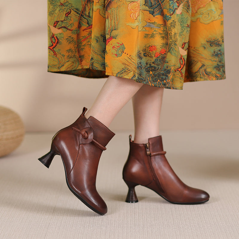Handmade Soft Leather Kitty Heel Ankle Boots For Women Retro Round Toe Side Zipper in Coffee/Black