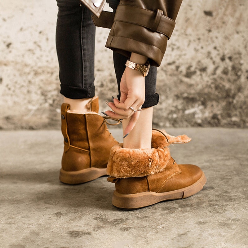 Waxing Leather Shearling Lined Short Boots for Winter Lace Up Snow Boots in Black/Coffee
