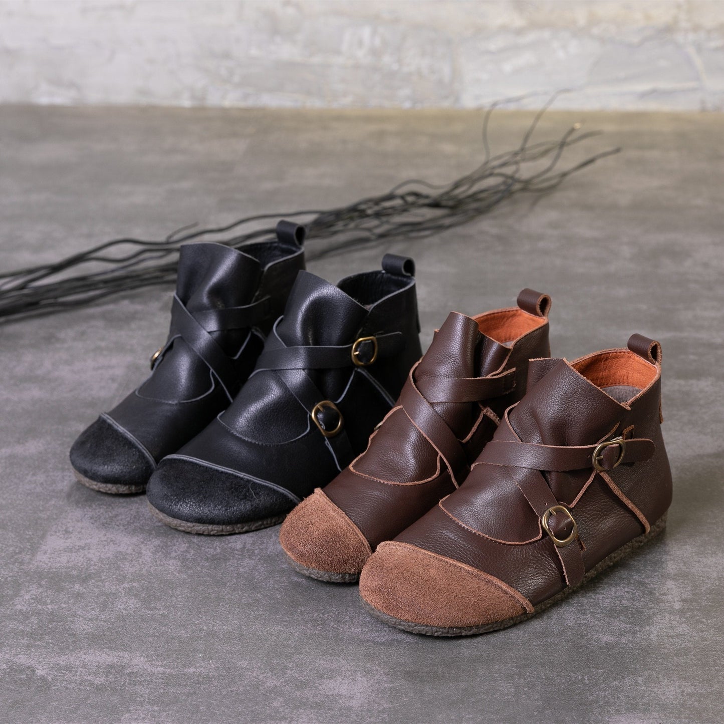 Handmade Women'S Leather Flat Ankle Boots Stitching With Black/Coffee Booties
