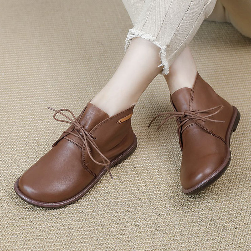 Women's Leather Booties Round Toe Lace-Up Flat Ankle Boots Handmade in Camel/Black