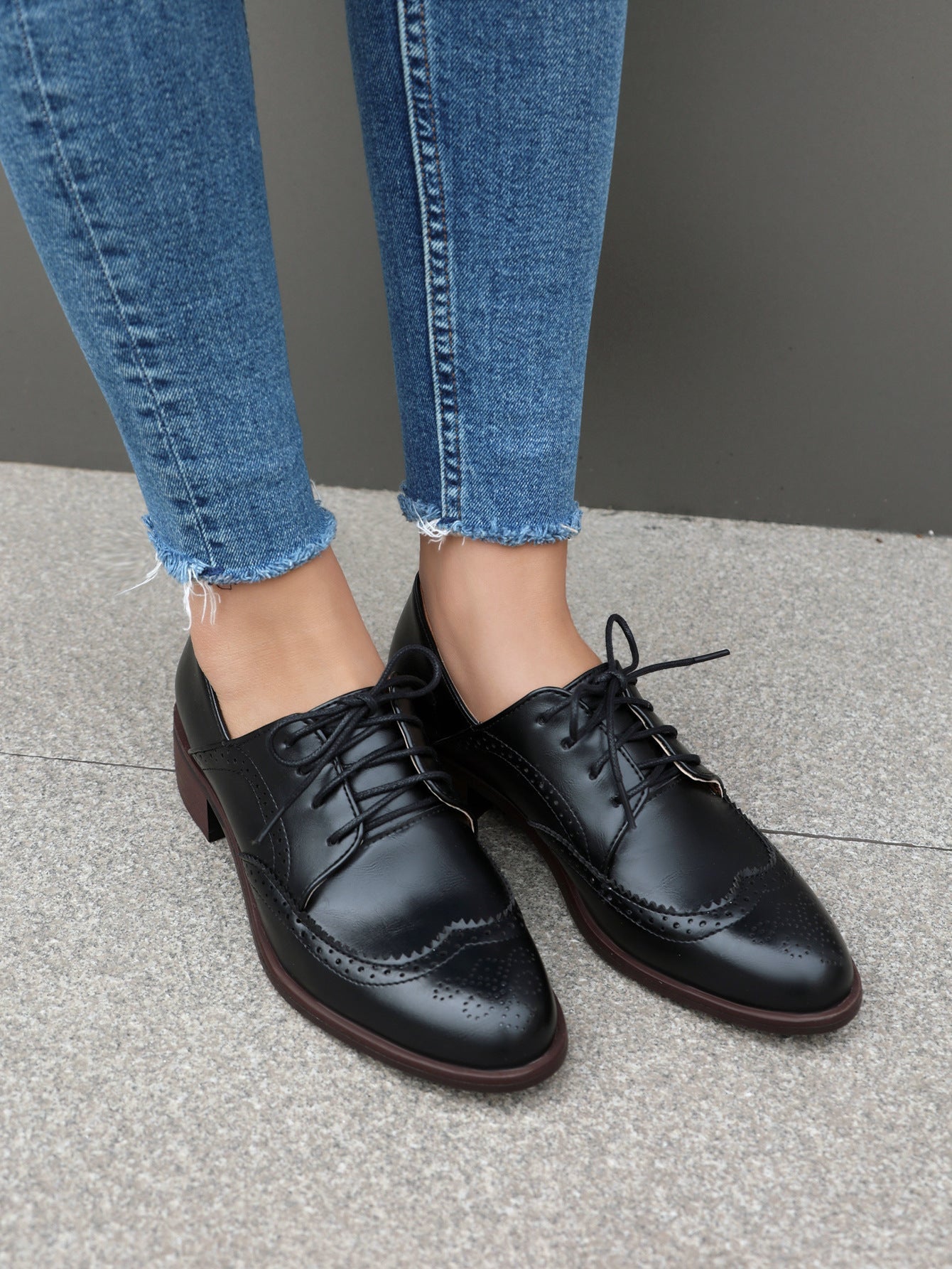 Business casual Lace-up Brogues Shoes