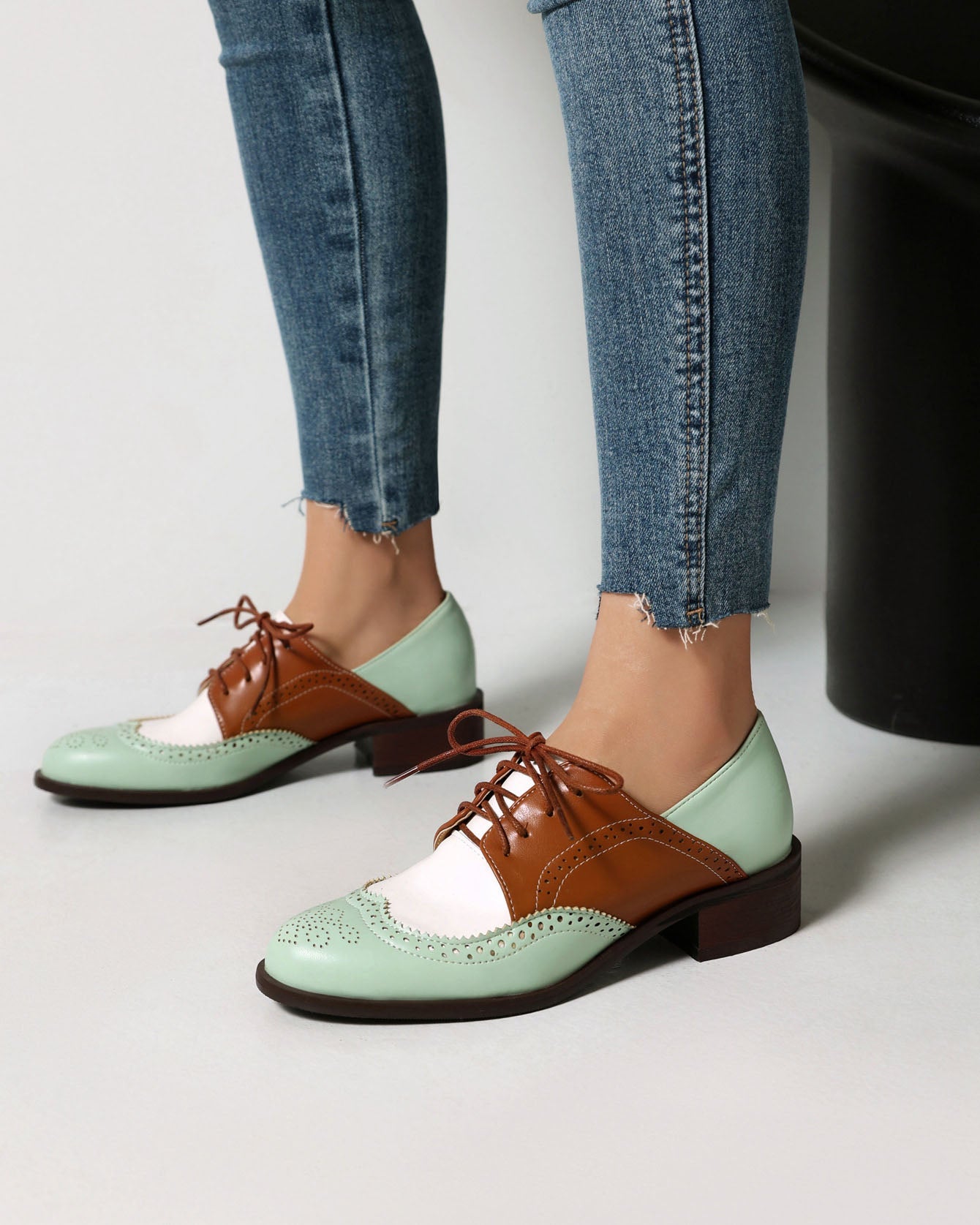 Business casual Lace-up Brogues Shoes