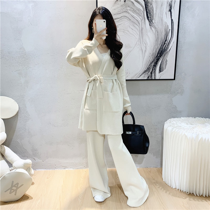 A Little Step Forward Pant Set