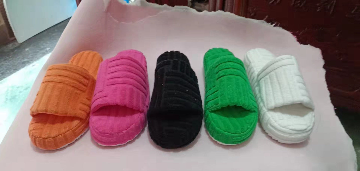 Women's Size Solid Color Low Flat Suede Sandals
