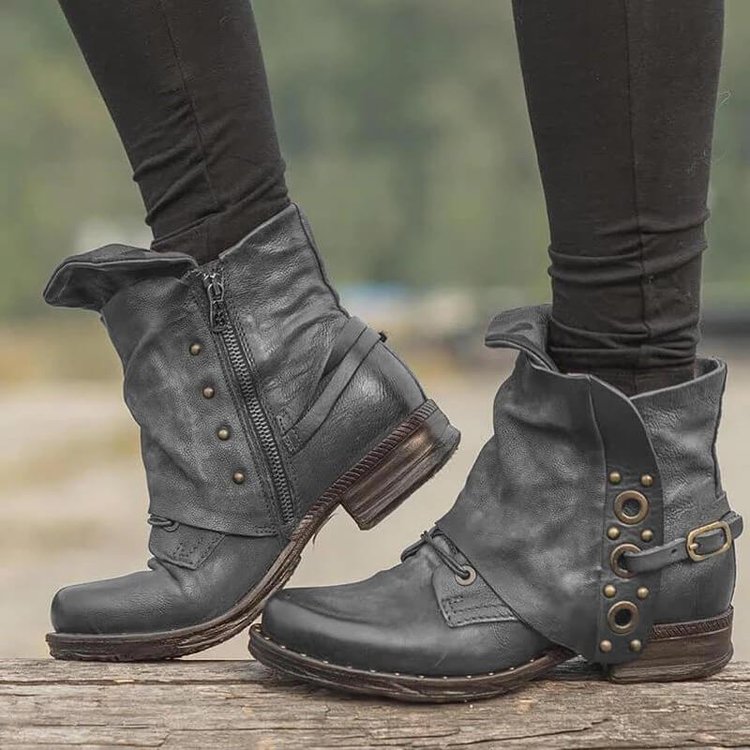 Women's Low-Profile Retro Cuffed Boots