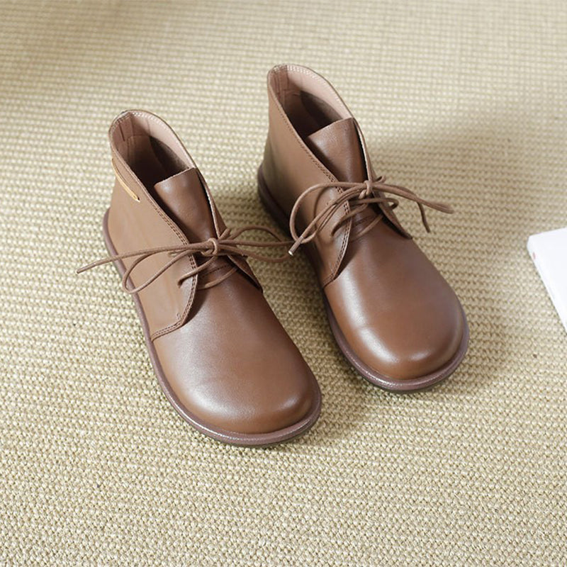 Women's Leather Booties Round Toe Lace-Up Flat Ankle Boots Handmade in Camel/Black