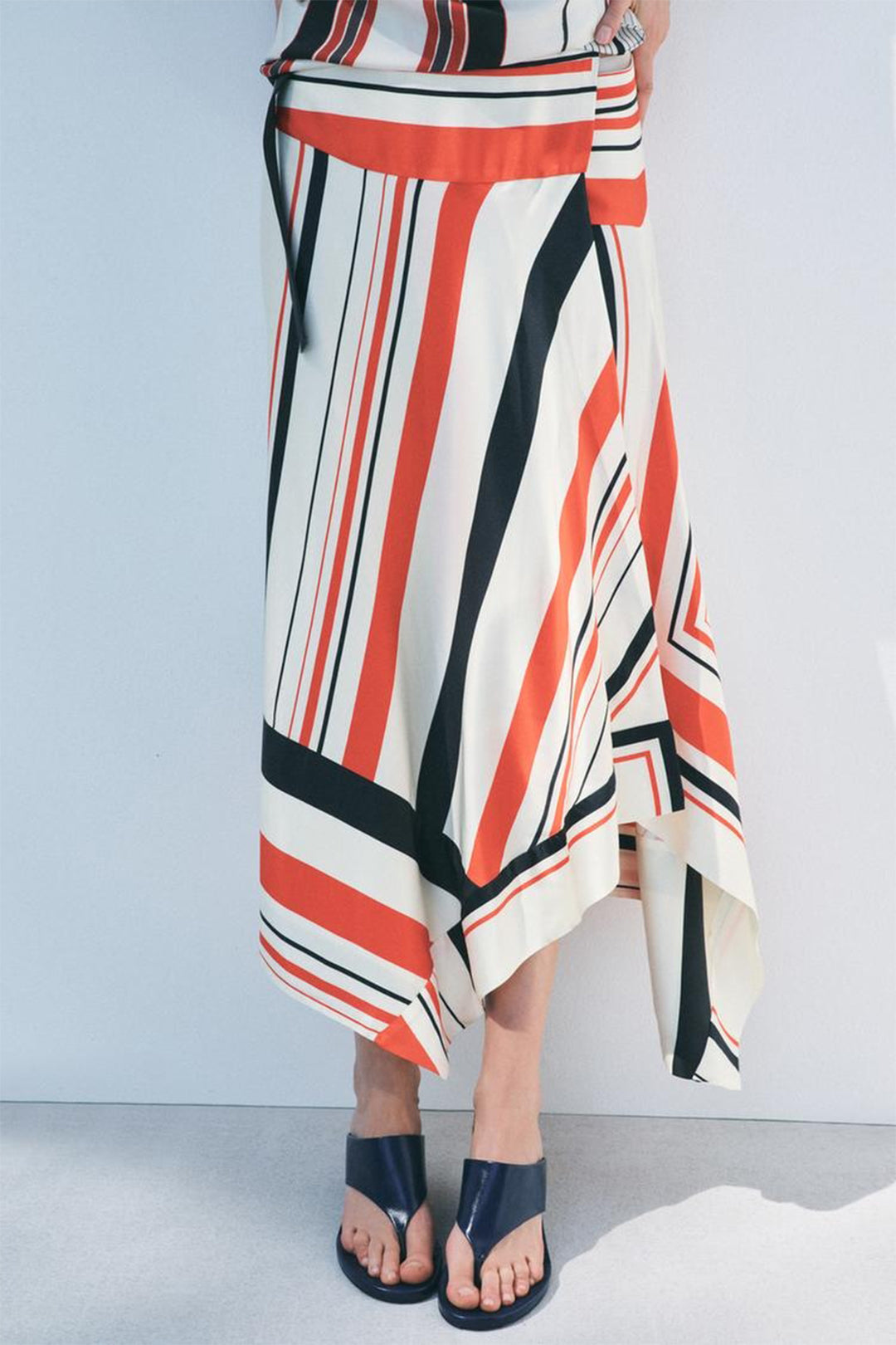 Stripes Print Asymmetrical Skirt