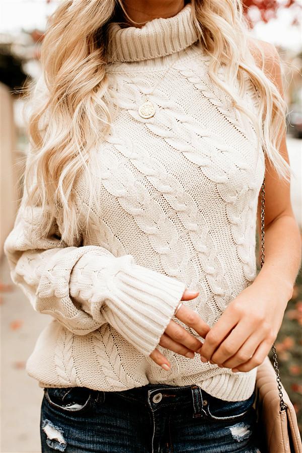 Frost Cable Knit One Sleeve Sweater - White