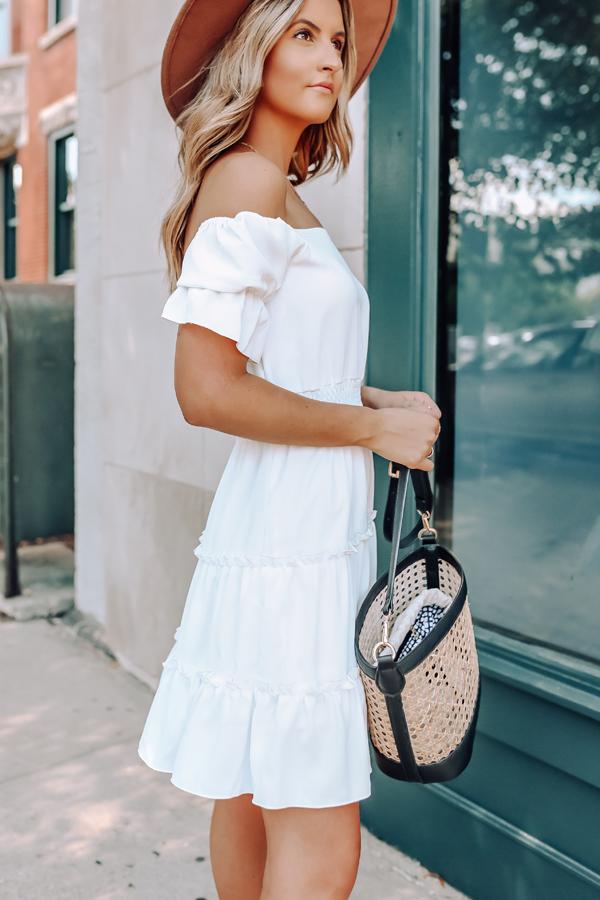 Solid Color Off The Shoulder Ruffle Design Dress