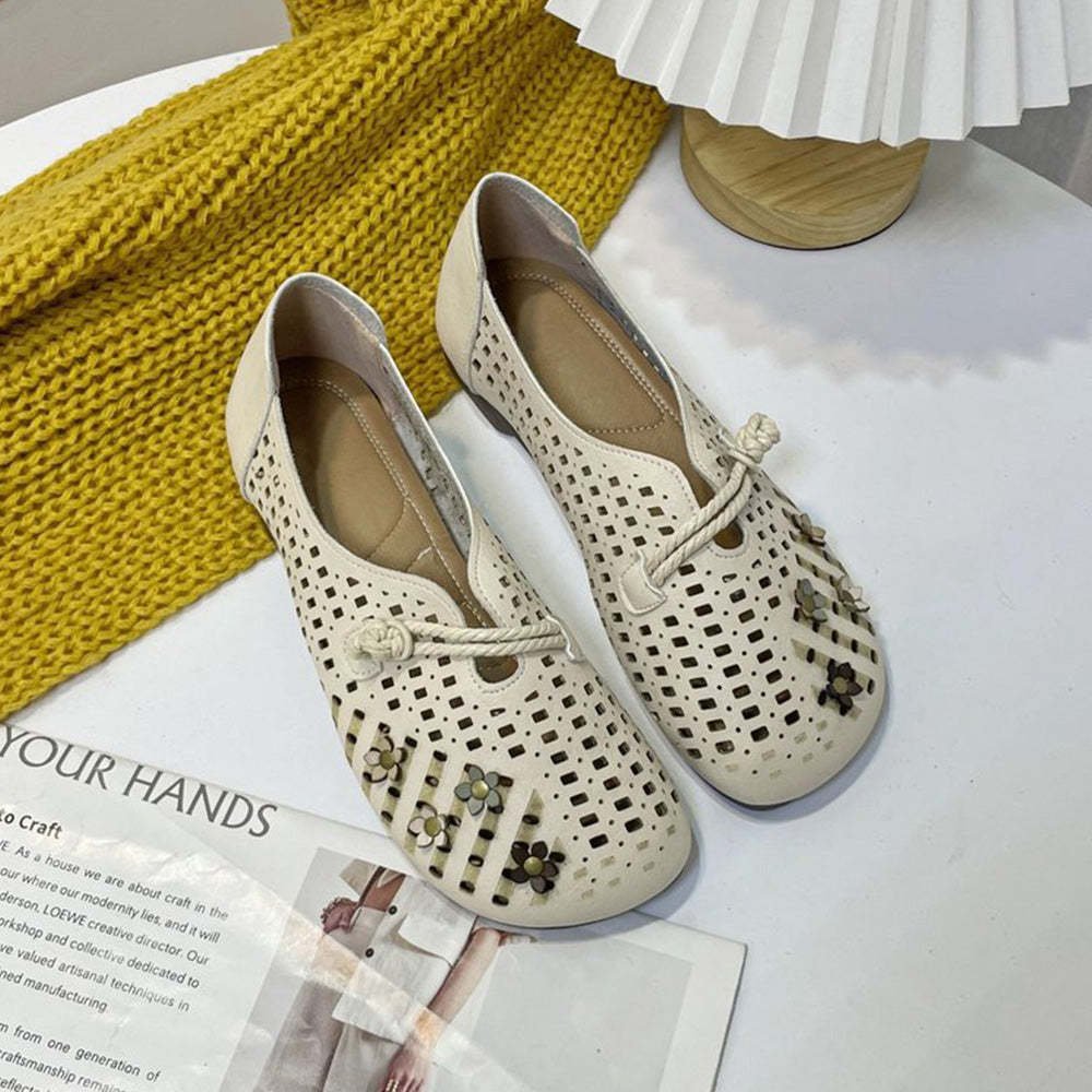 Vintage Flower Hollow Out Round Toe Flats