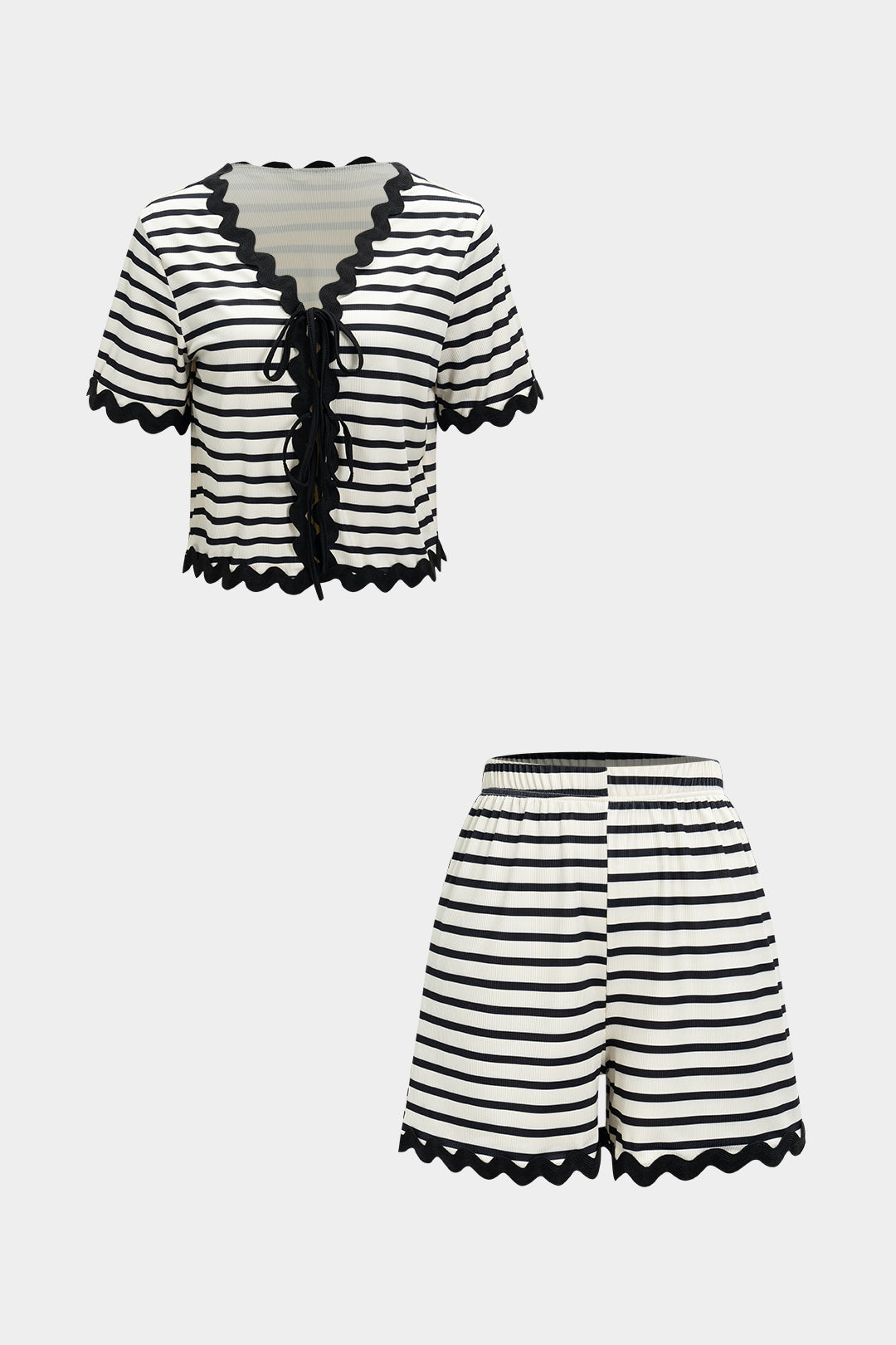 Stripes Print Patchwork Tie-Front T-Shirt And Shorts Set