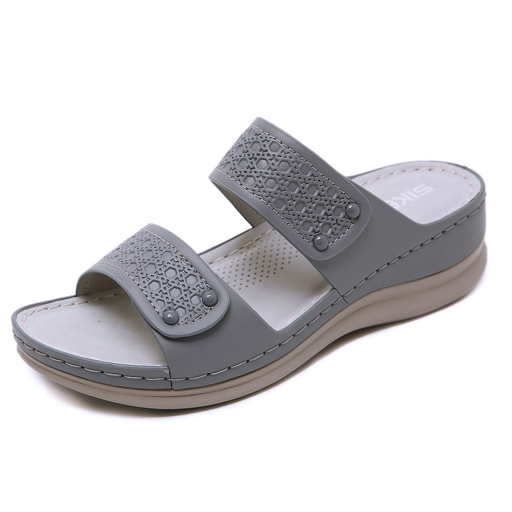 Summer Wedge Embossed Rivet Slippers