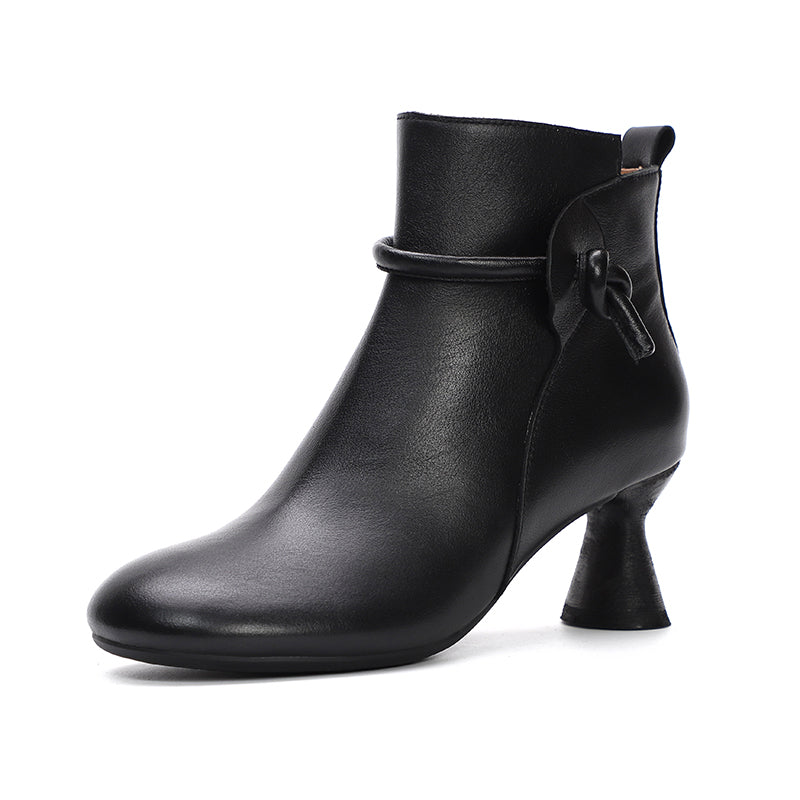 Handmade Soft Leather Kitty Heel Ankle Boots For Women Retro Round Toe Side Zipper in Coffee/Black