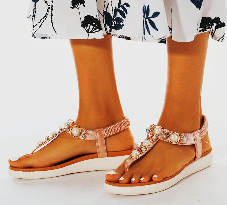 Comfortable Pearl On Cloud Sandals