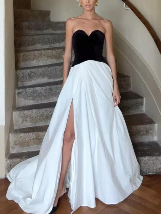 Sexy Sleeveless Cold-Shoulder Waist-Tight Black and White Contrasting Color with Slits Dress