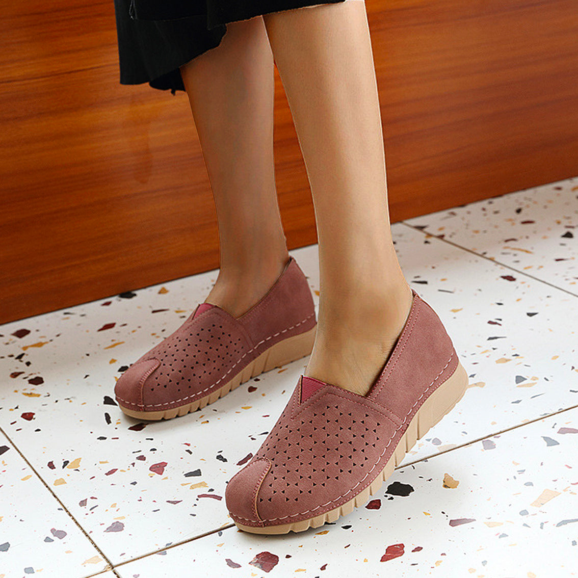 Upgrade Vintage Faux Leather Women Slip On Shoes