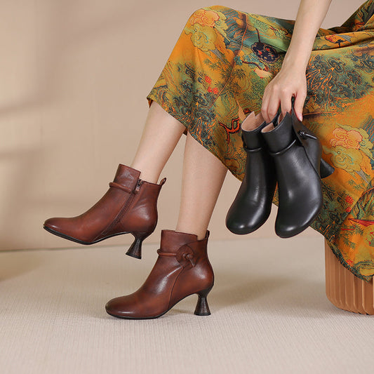 Handmade Soft Leather Kitty Heel Ankle Boots For Women Retro Round Toe Side Zipper in Coffee/Black