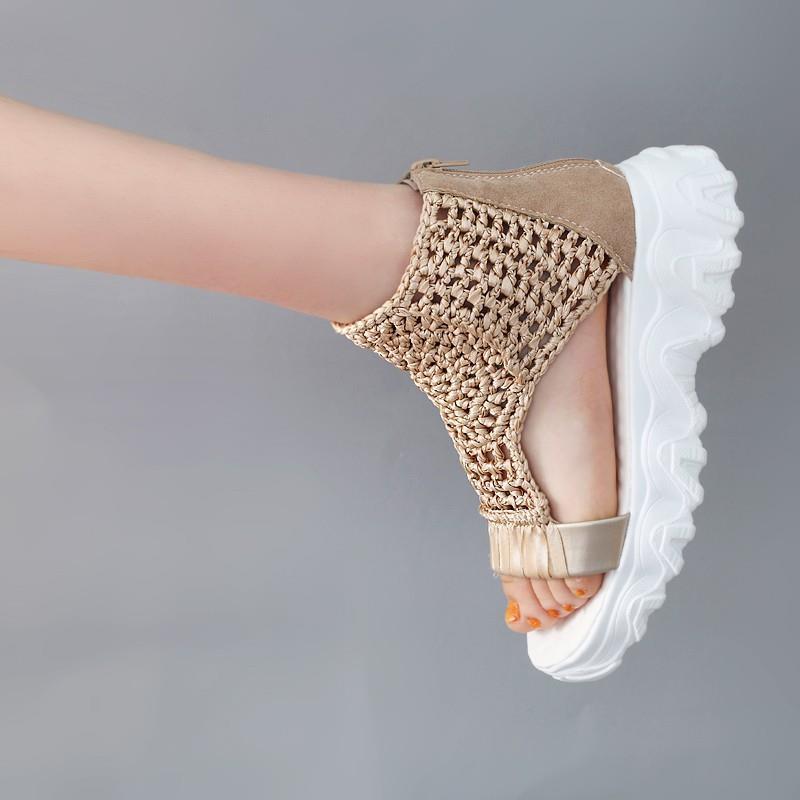 Women's Knitted Wool Polyurethane Peep Toe Platform Sandals