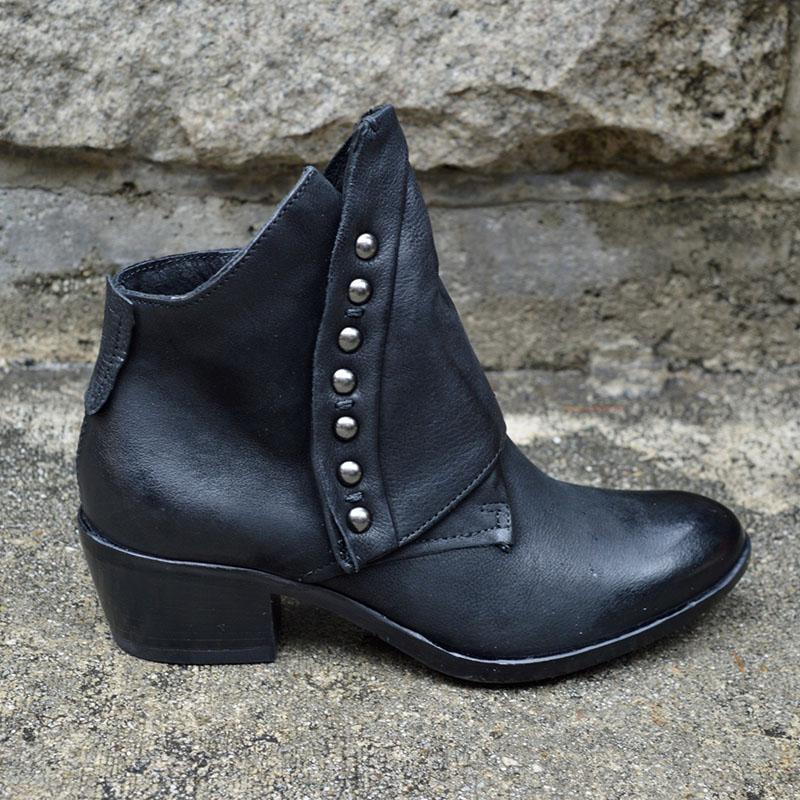 Women's Trendy Vintage Side Zipper Leather Booties Ankle Boots With Rivet