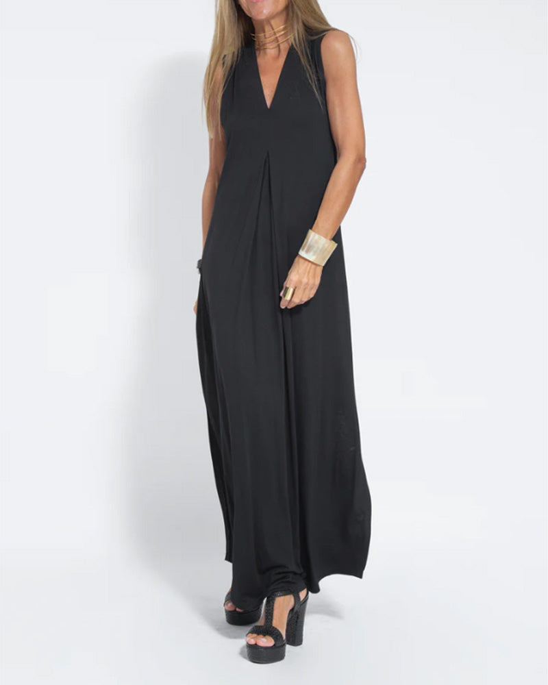 V-neck sleeveless solid color dress