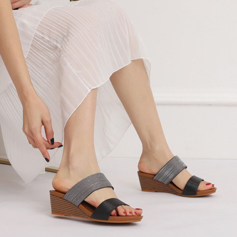 New Fashion Wear Thick Soled High Heels Thick Soled Sandals