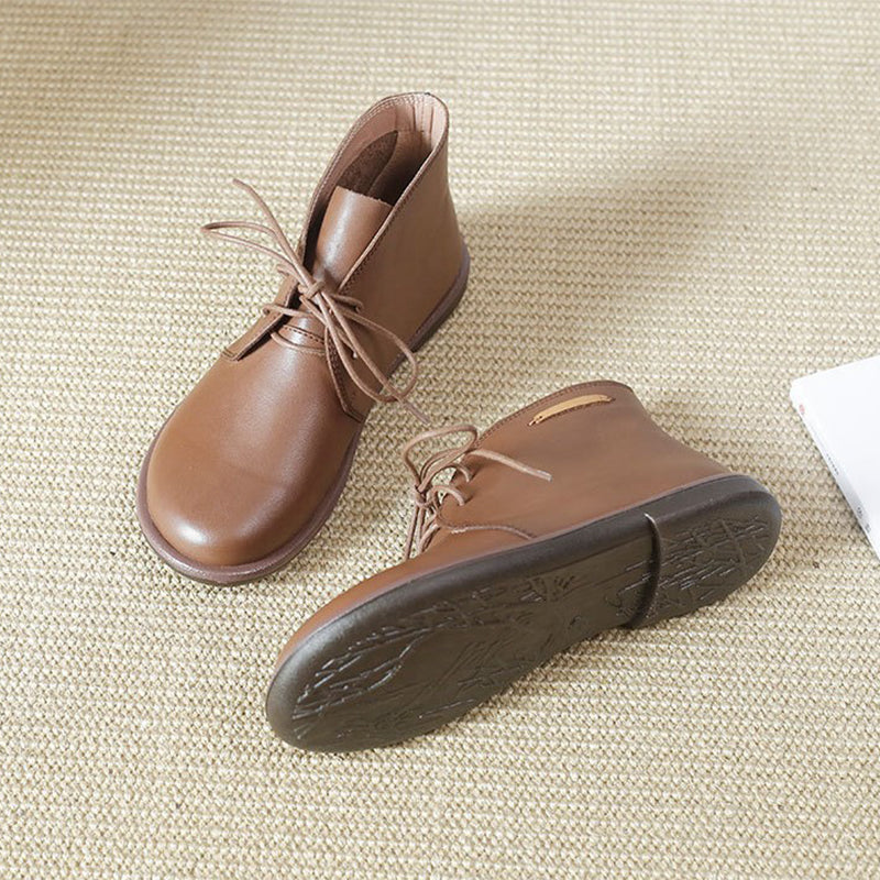 Women's Leather Booties Round Toe Lace-Up Flat Ankle Boots Handmade in Camel/Black