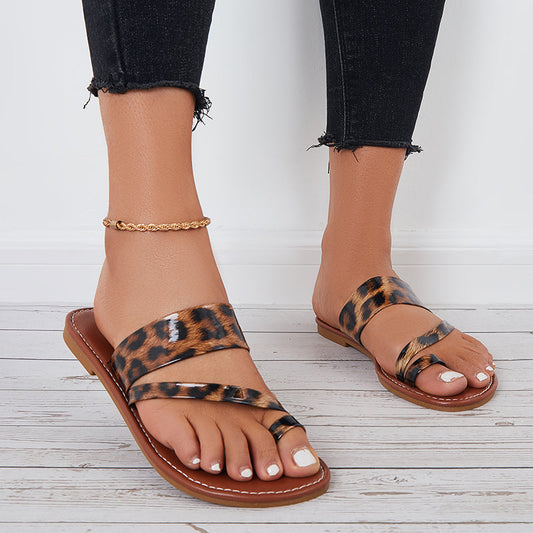 Toe Ring Leopard Wide Slide Sandals Flat Beach Slippers