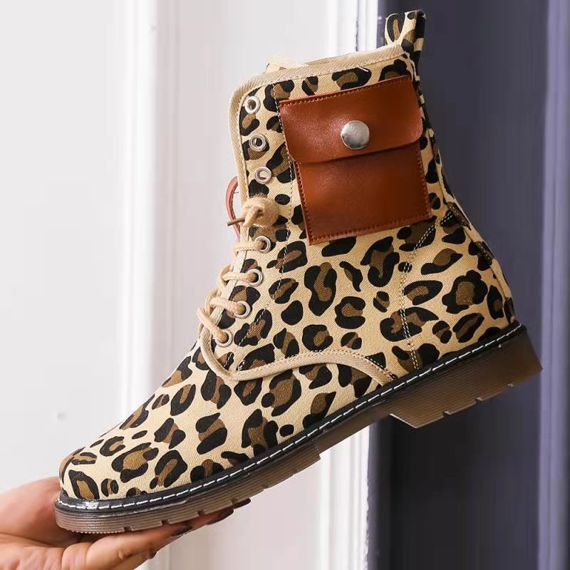 Thick Soled Side Pockets Gothic Martin Boots