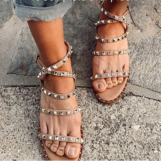 Non-slip Sabot Studded Sandals