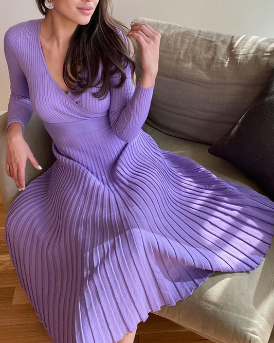 V-neck Wrap Bodice Knee-Length Knit Pleated Dress
