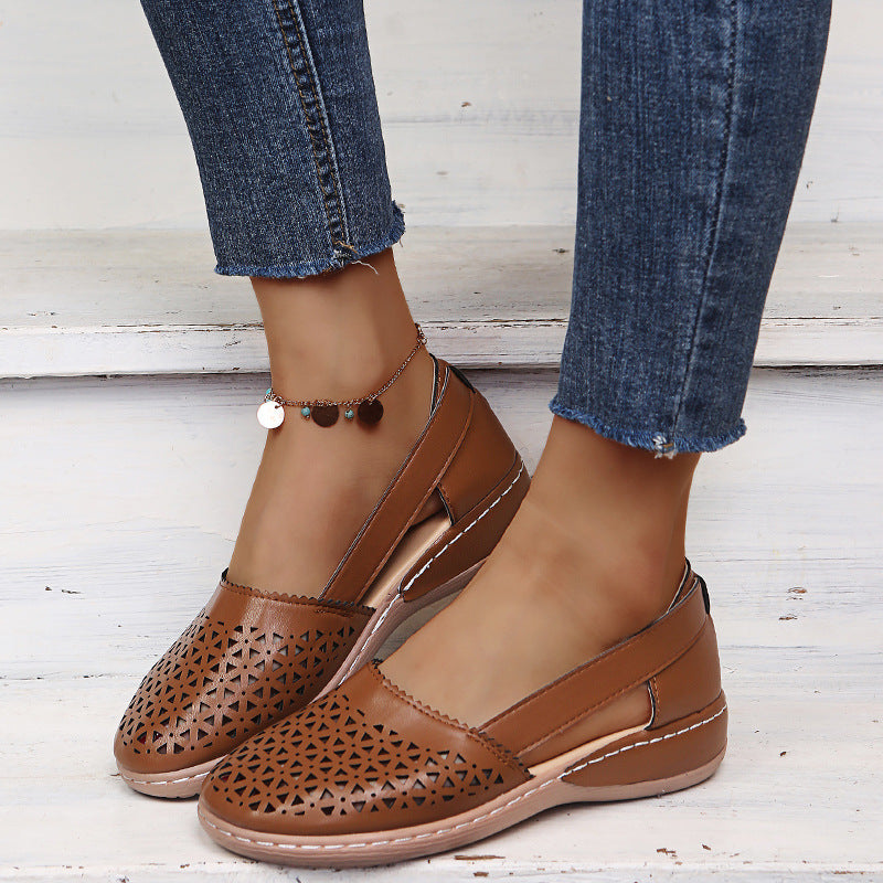 Round Toe Wedge Hole Sandals
