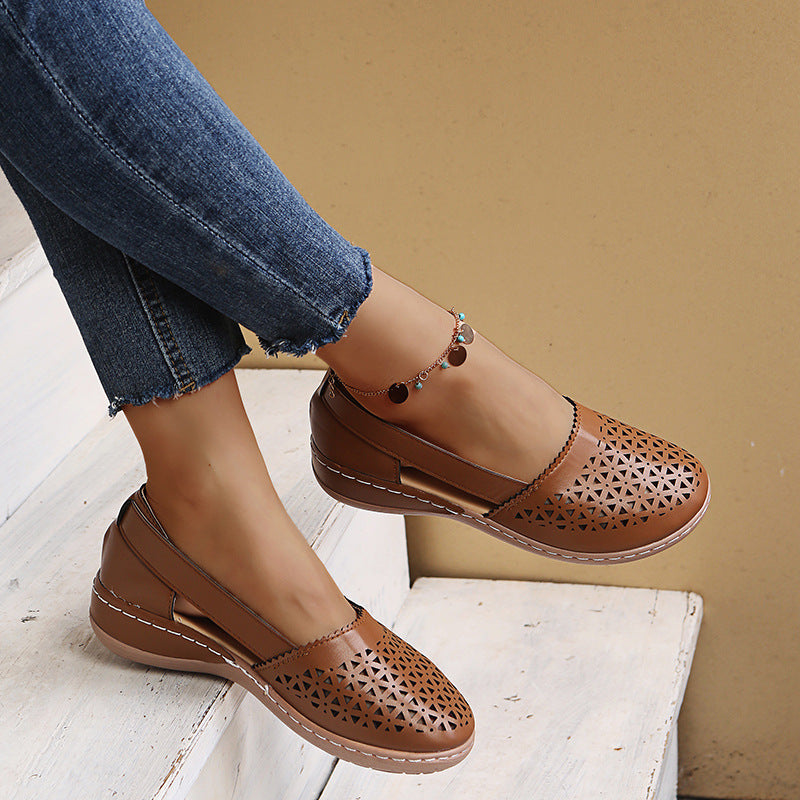 Round Toe Wedge Hole Sandals