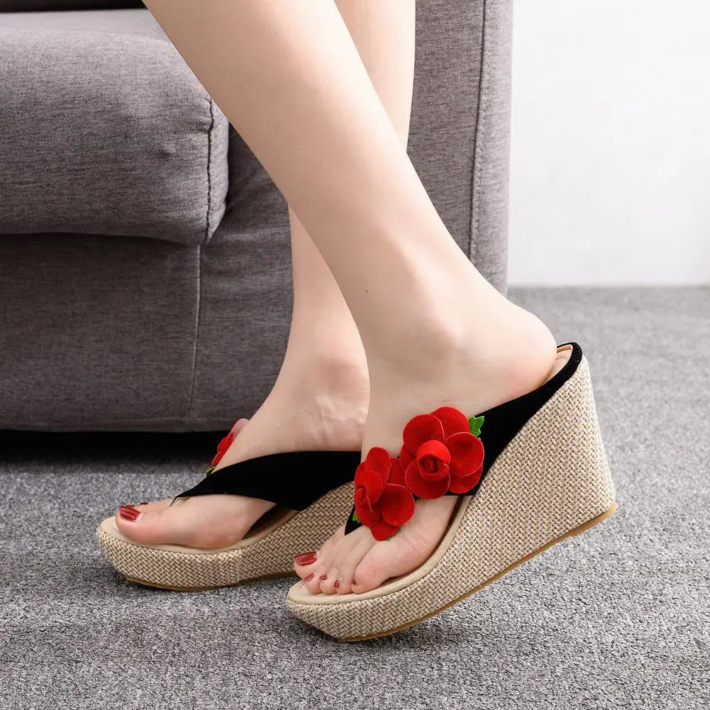 Guess I'm Not Shy Wedges Sandals