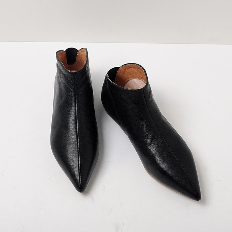 Better In Flat Boot