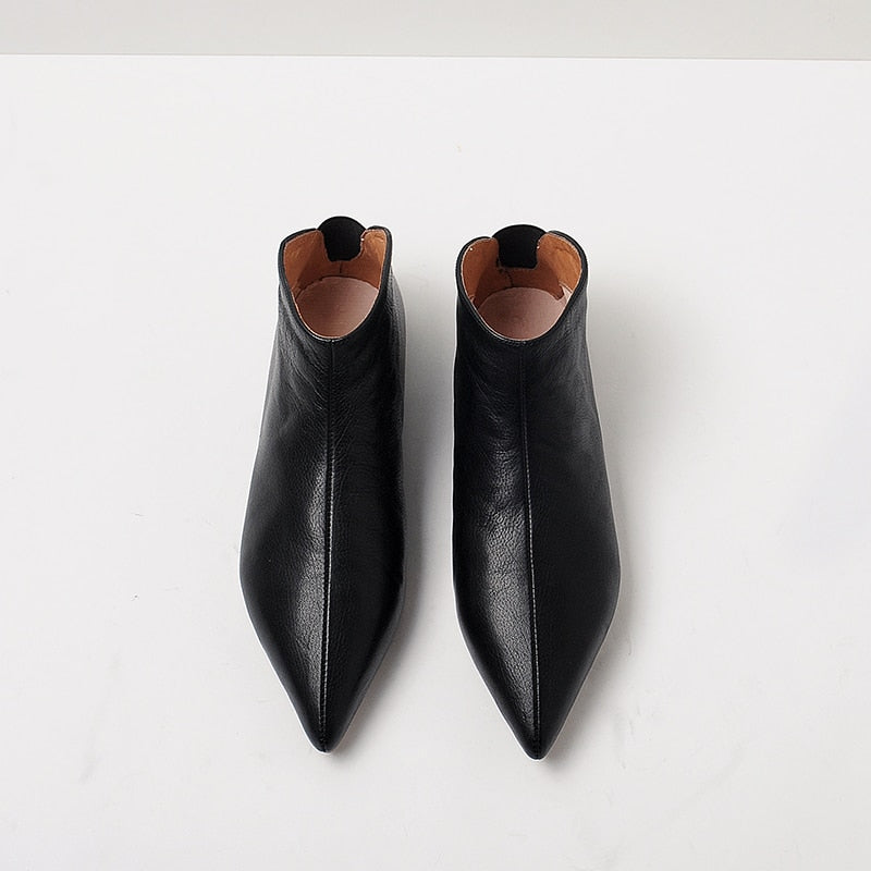Better In Flat Boot