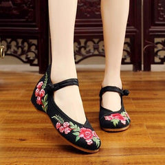 Handmade Women's Vintage Embroidered Canvas Ballet Flats