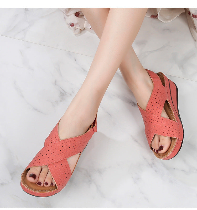Versatile Retro Platform Velcro Beach Sandals