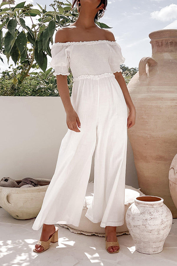 White One-piece with A One-line Collar and Bubble Sleeves