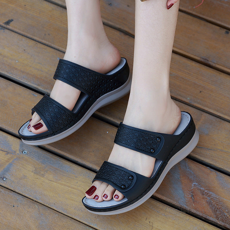 Summer Wedge Embossed Rivet Slippers