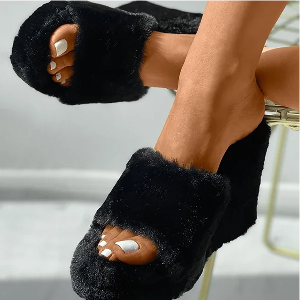 Round Toe Fluffy Wedge Slippers